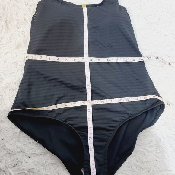 4x$25 Catalina new black onepiece mesh lined bathingsuit size 12 - Picture 5 of 10